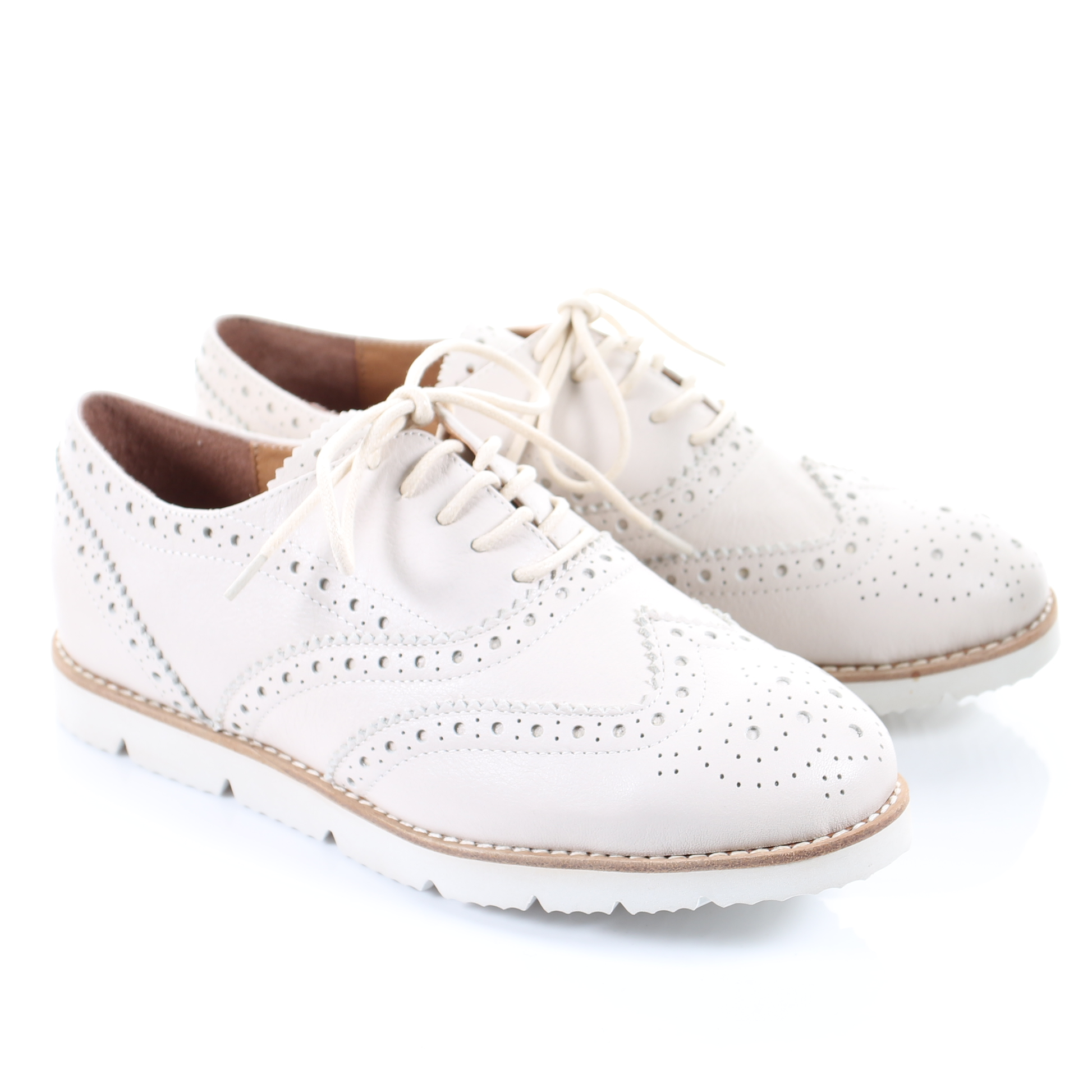 White lace 2025 oxford shoes