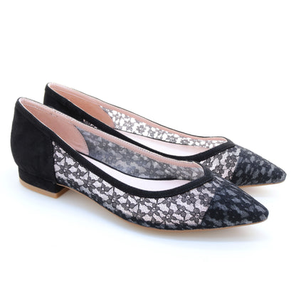 Lace Pointed Toe Ballerina (Black)
