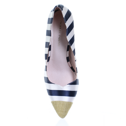 Chrome heel two tone pointed toe pumps (Green)