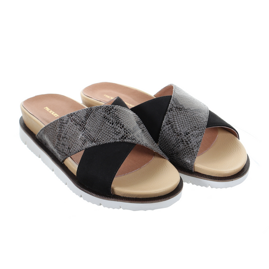 Cross strap comfort slipper