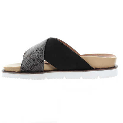 Cross strap comfort slipper
