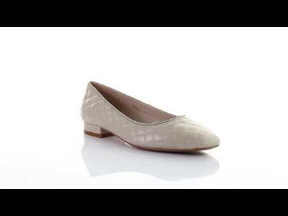 經典皮革方頭芭蕾舞鞋 -（淺米色）